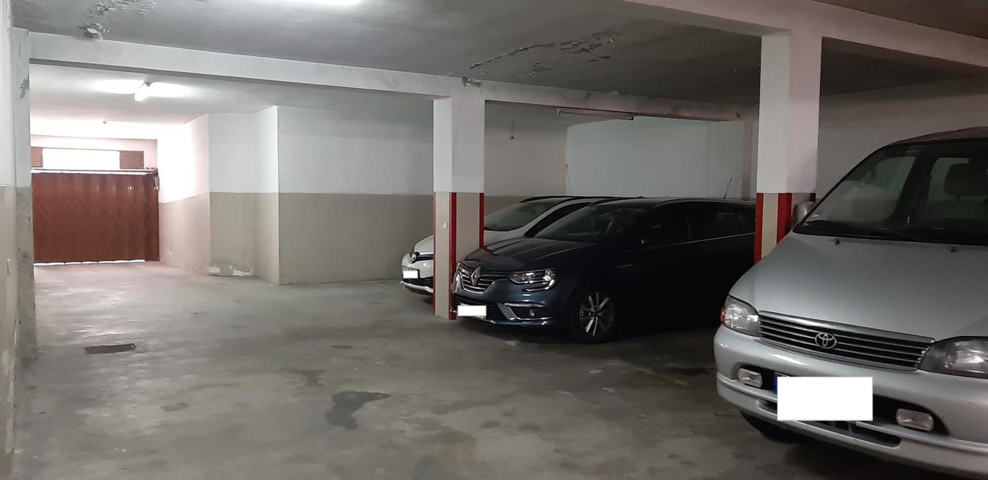 Pretty Flat With Terrace, Air Cond, Free Parking, By With Lda Appartement