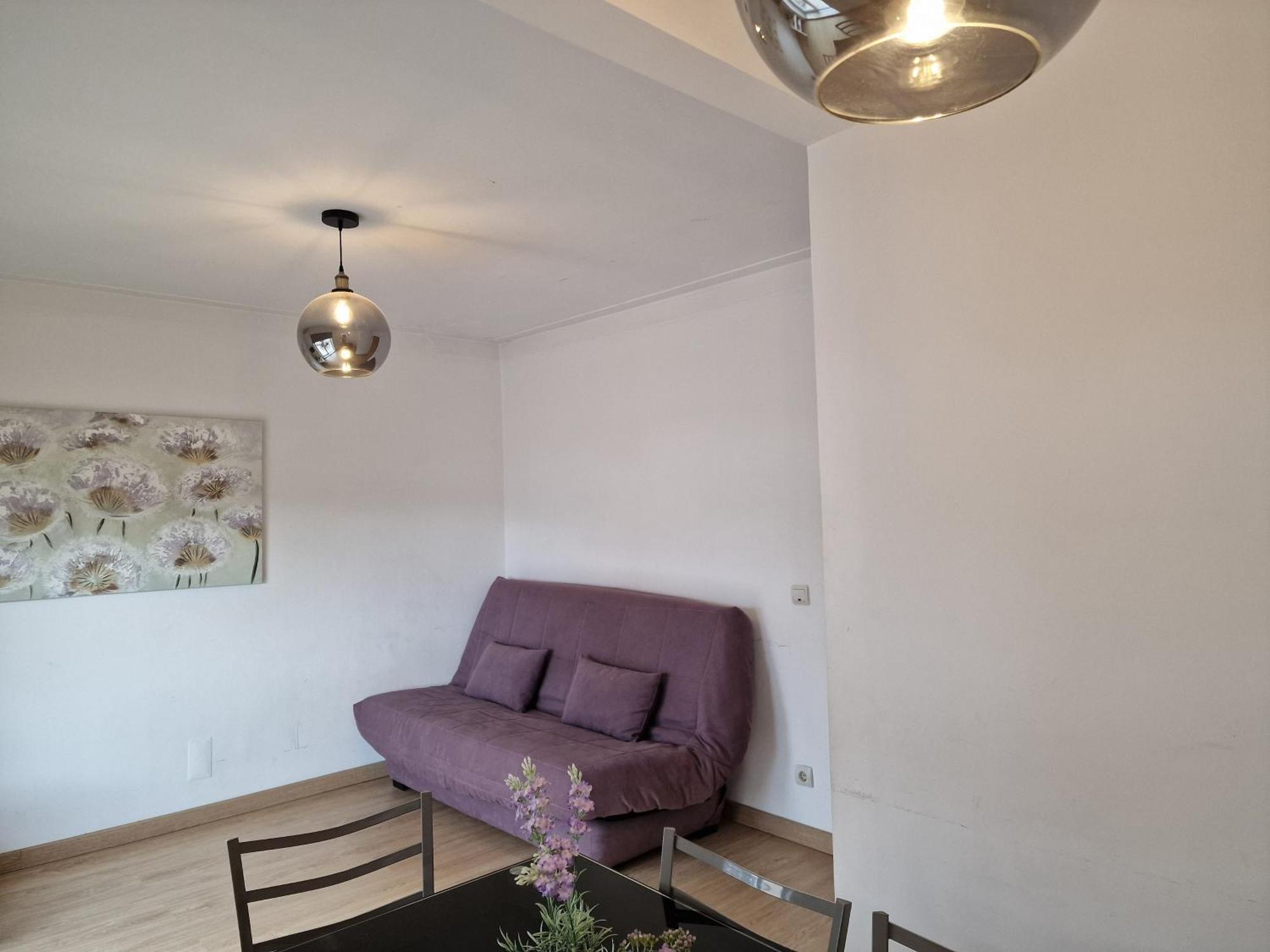 Appartement Pretty Flat With Terrace, Air Cond, Free Parking, By With Lda